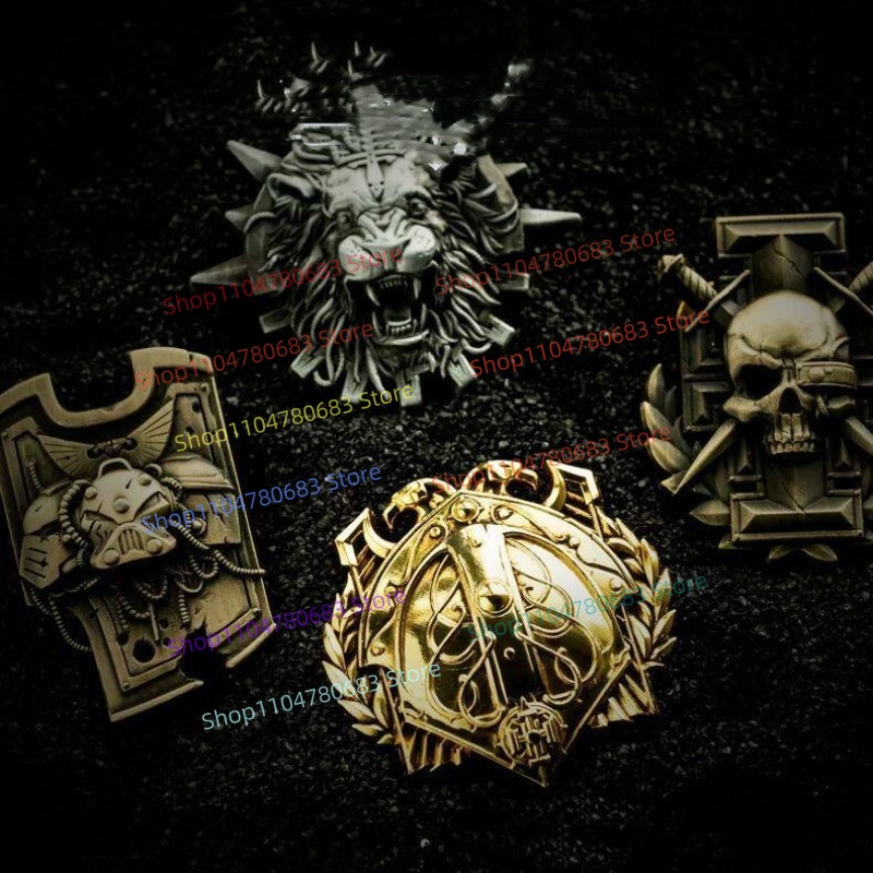 Men Accessories Gift Set - بروش شعار فصل الشرف من لعبة