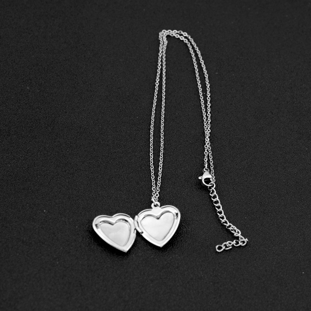 Men Accessories Locket - قلادة مفتوحة على شكل قلب للنساء