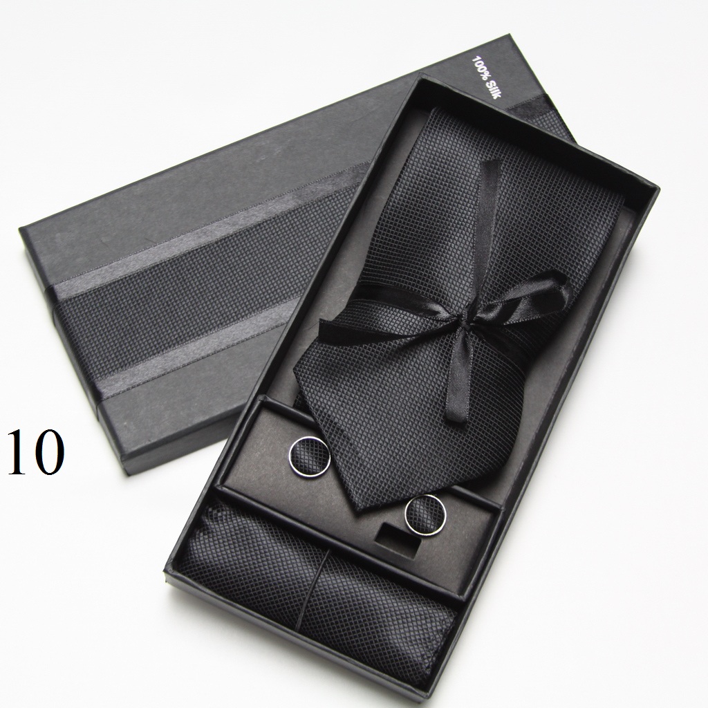 طقم ربطة عنق صلبة مع علبة، أزر - مراجعة Neck Tie Set Box وسعره