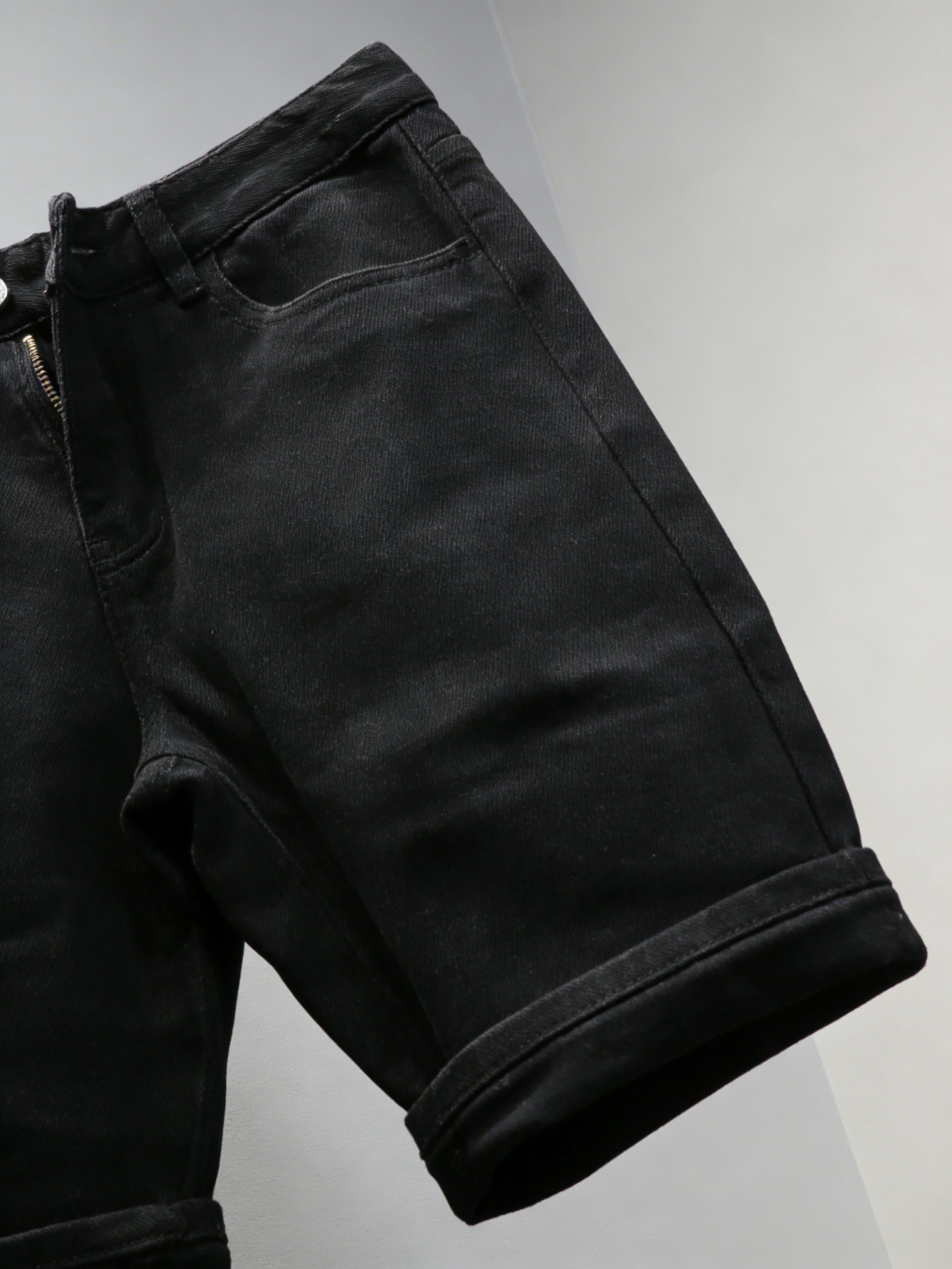 شورت جينز أسود سليم فيت للرجال - مراجعة Mens Accessories Style وسعره