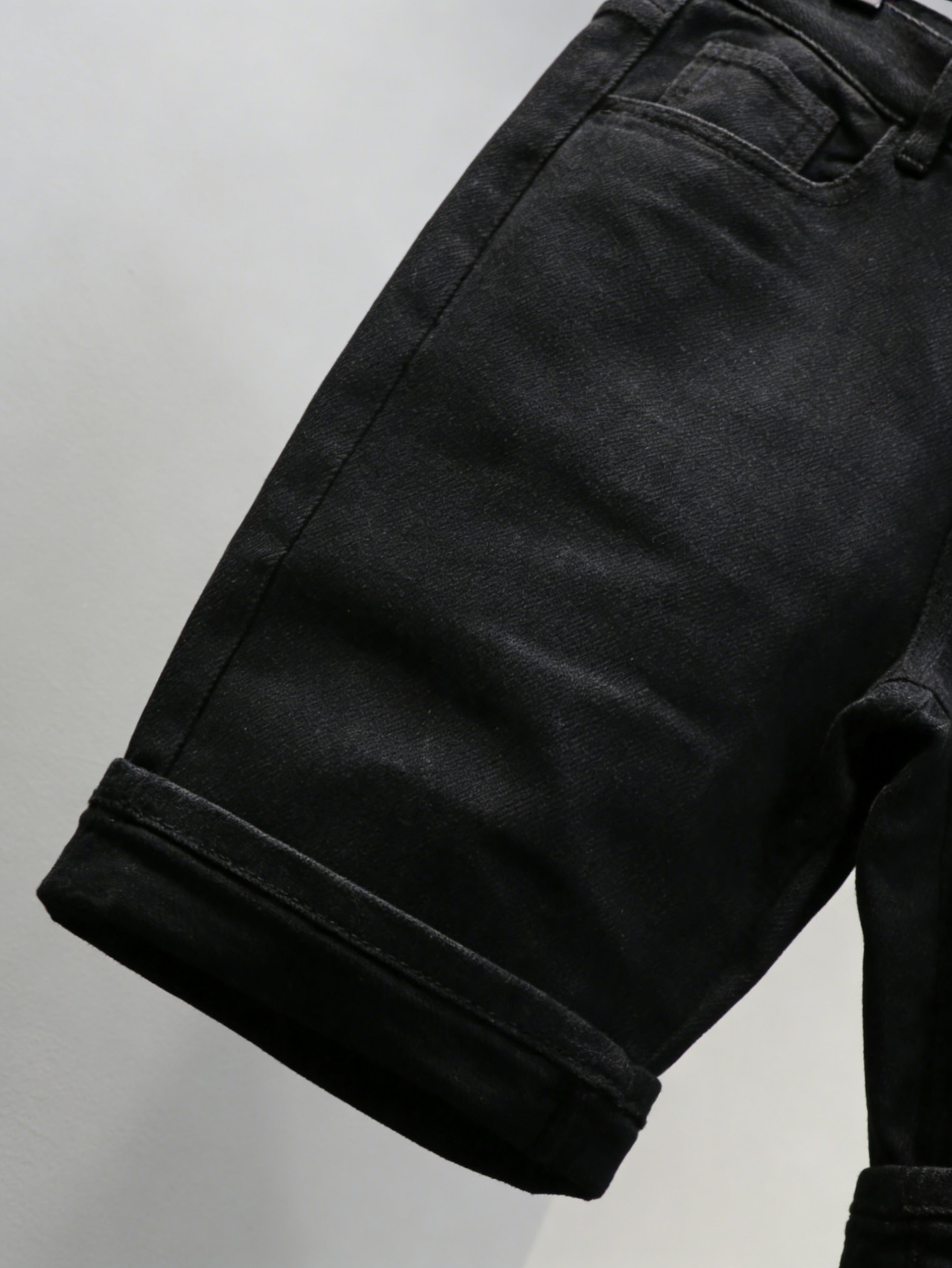 شورت جينز أسود سليم فيت للرجال - مراجعة Mens Accessories Style وسعره