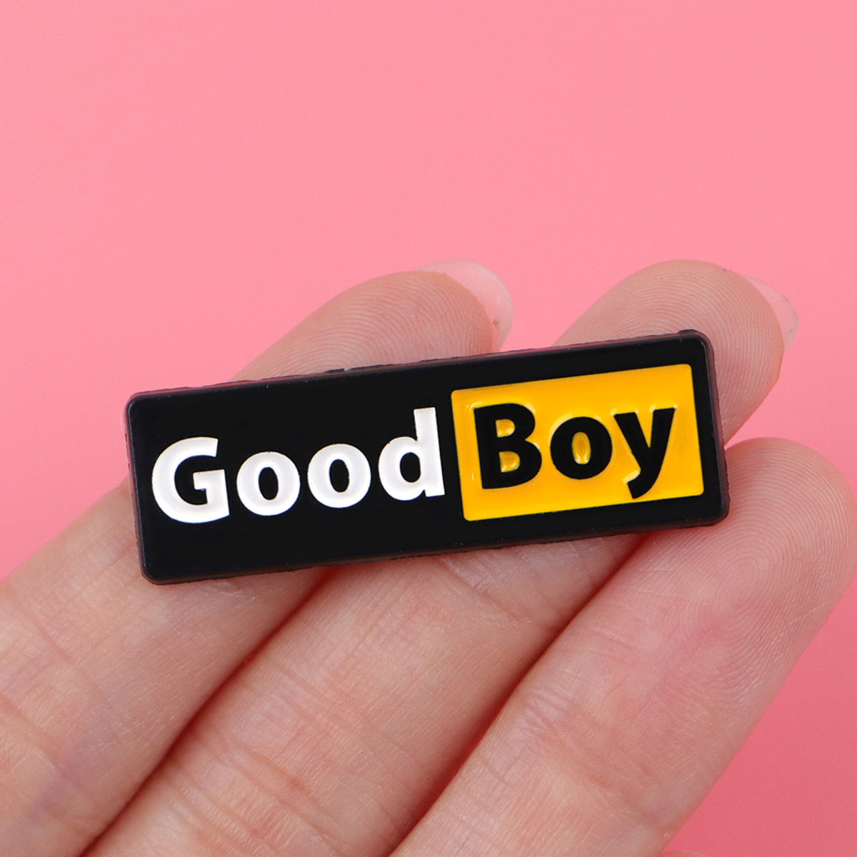 دبوس مينا بتصميم قطة كرتونية،  - مراجعة Lapel Pin Enamel وسعره
